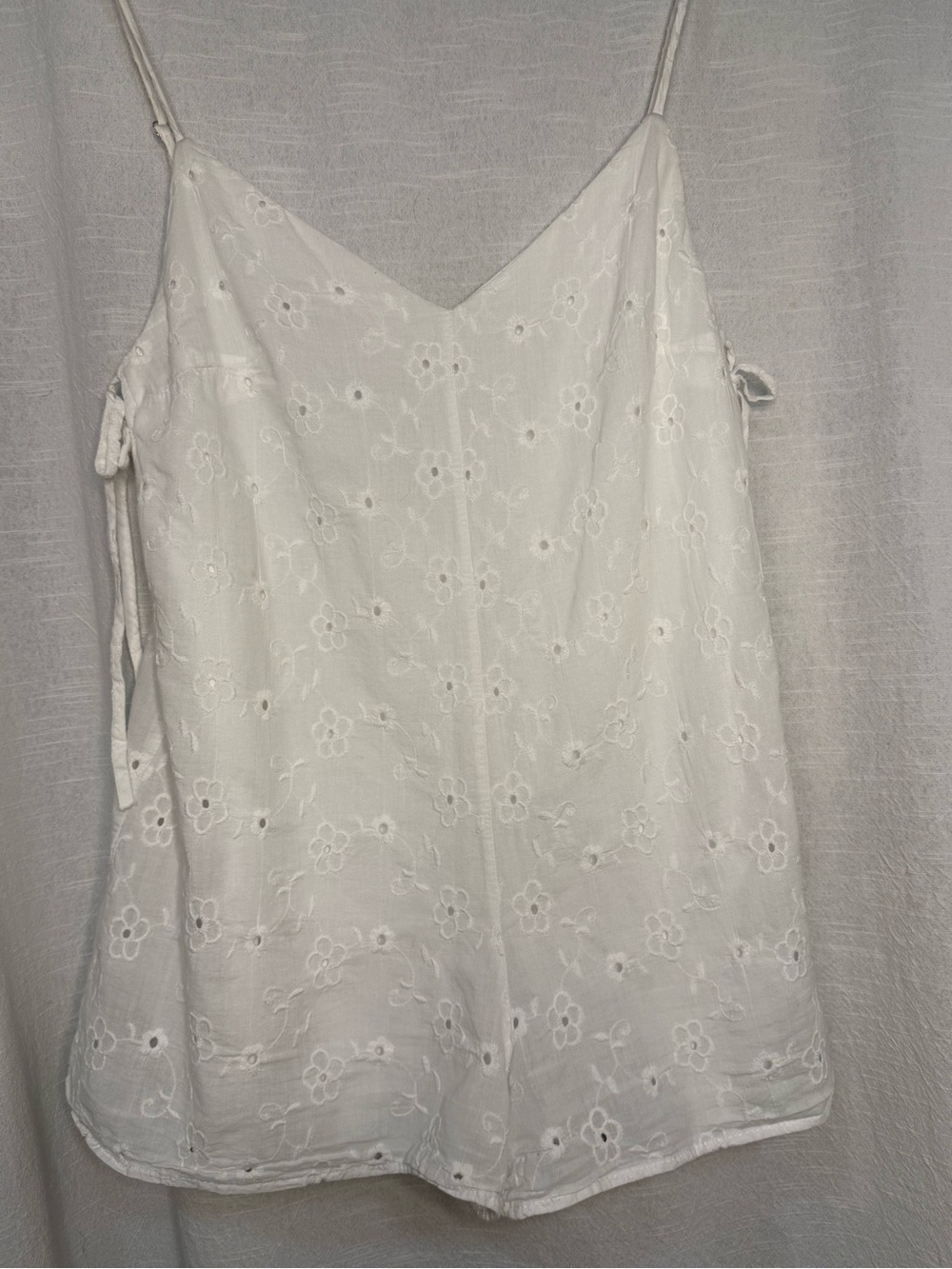 Dee Elly Cotton Eyelet Romper sz Jr. 9